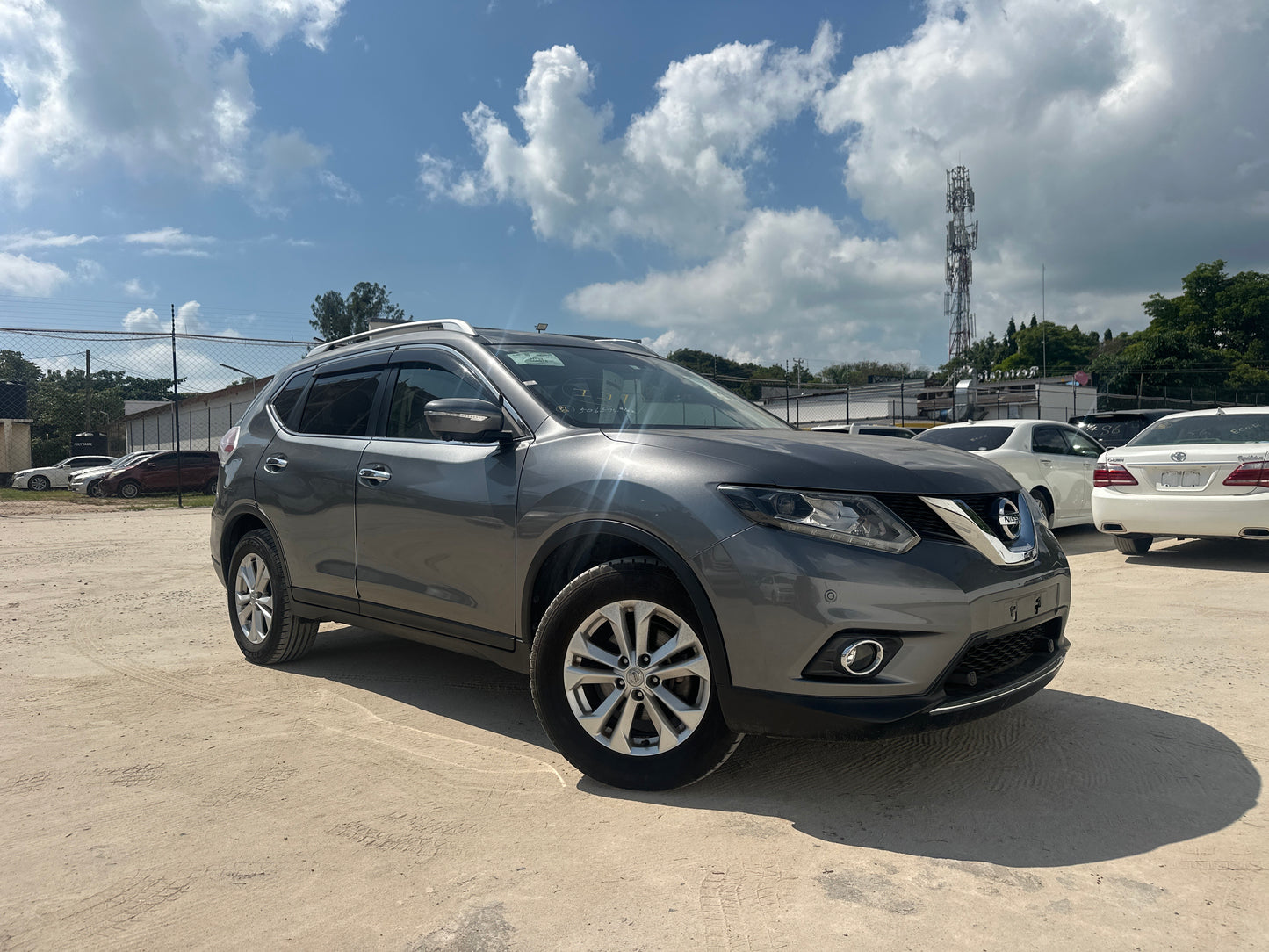 395 Nissan X-Trail 2014