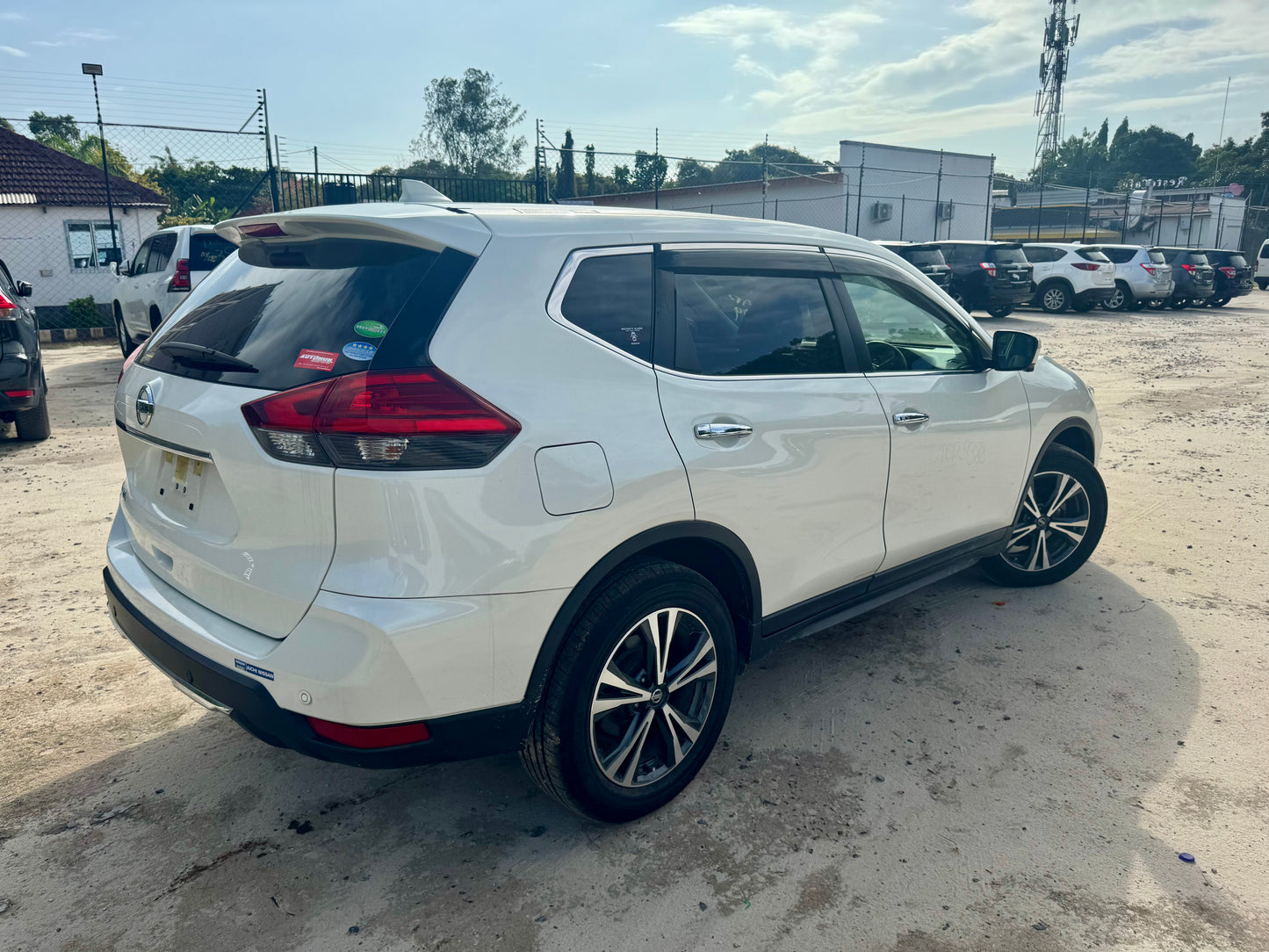 635. Nissan X-Trail 20X 2017