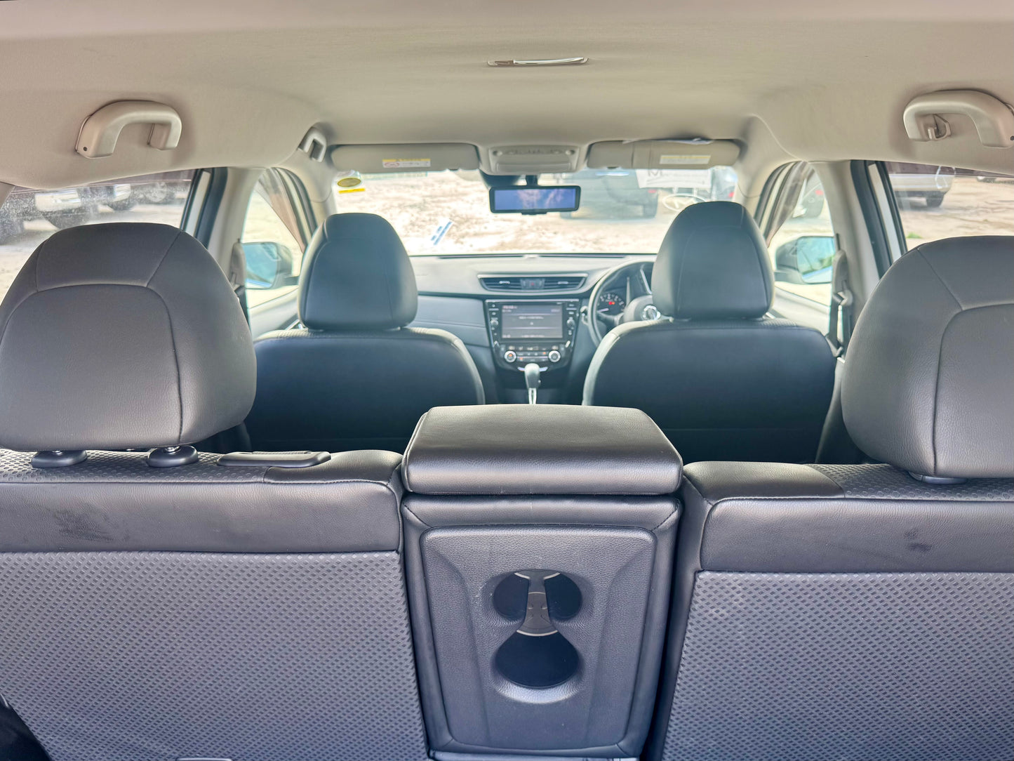 635. Nissan X-Trail 20X 2017