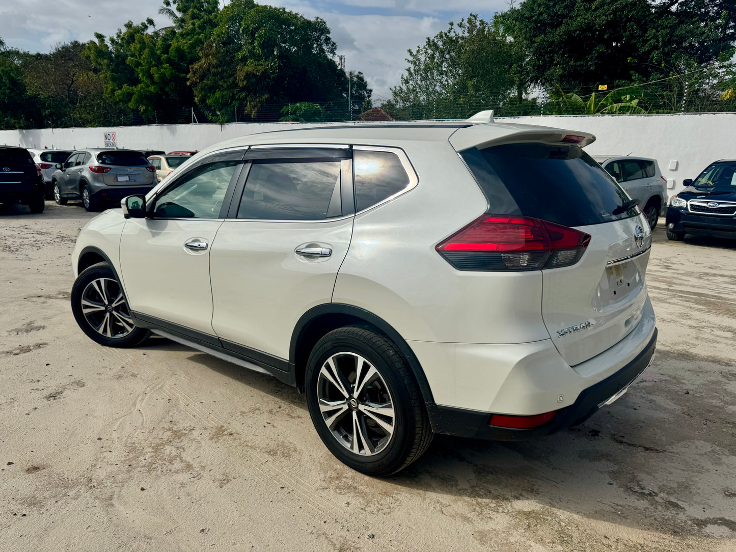 635. Nissan X-Trail 20X 2017