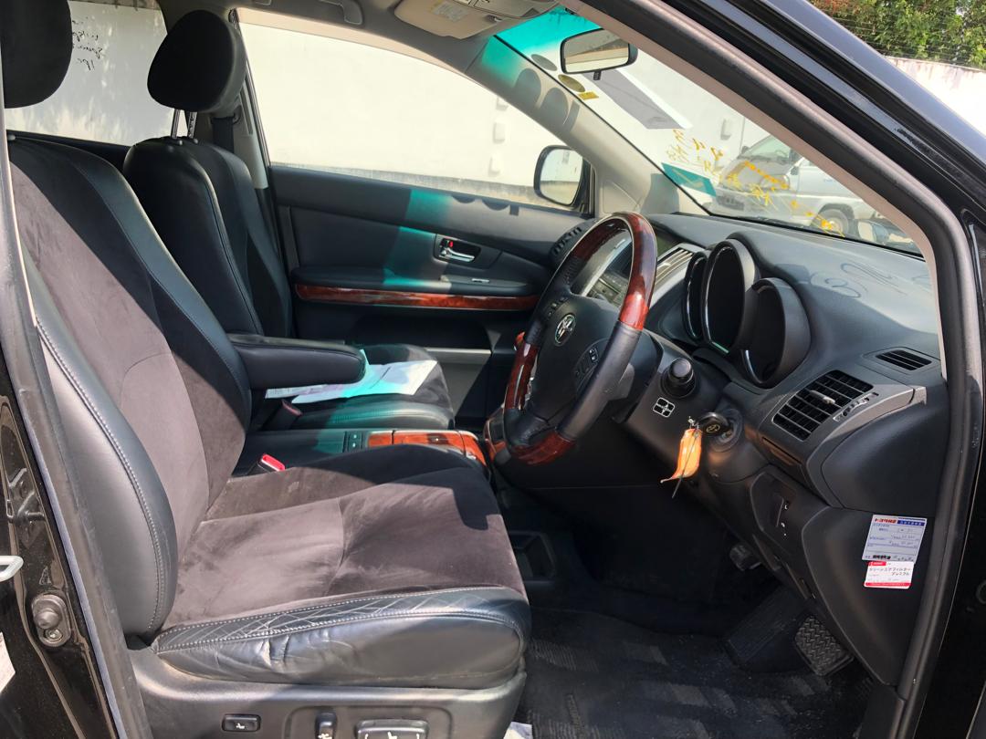 764. Toyota Harrier 240G L-Package Alcantara 2009