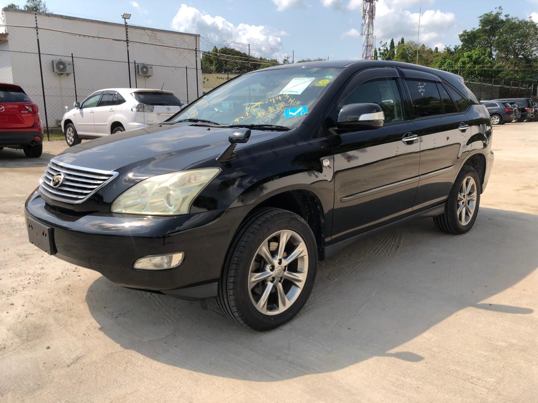 764. Toyota Harrier 240G L-Package Alcantara 2009