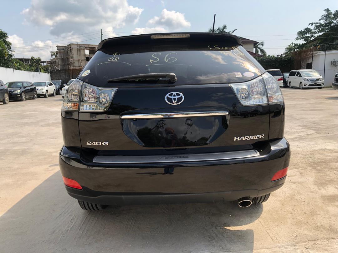 764. Toyota Harrier 240G L-Package Alcantara 2009