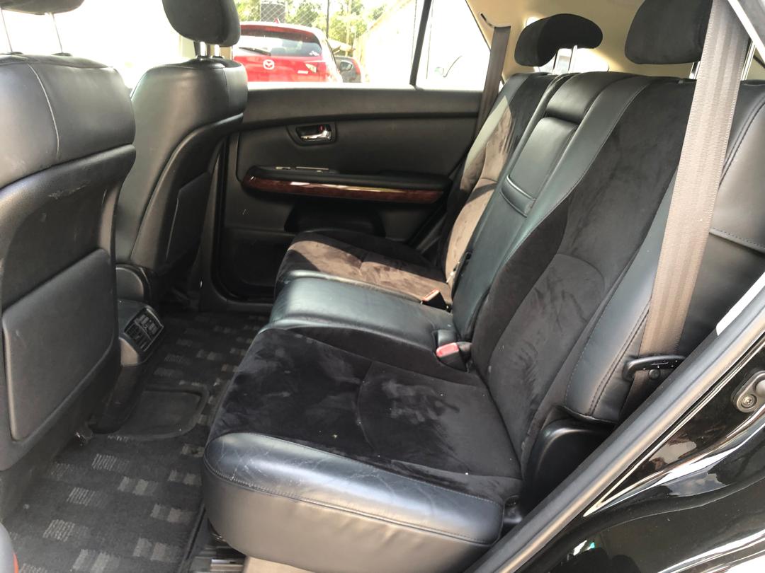 764. Toyota Harrier 240G L-Package Alcantara 2009