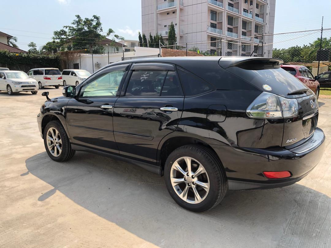 764. Toyota Harrier 240G L-Package Alcantara 2009