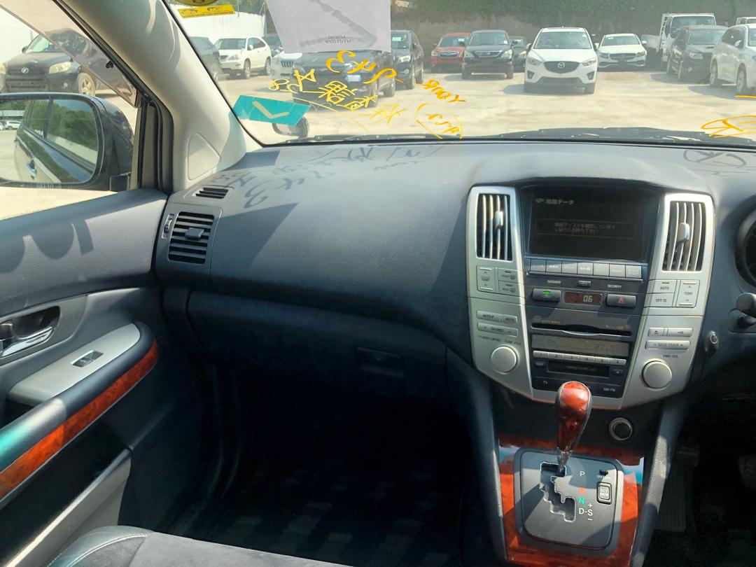 764. Toyota Harrier 240G L-Package Alcantara 2009