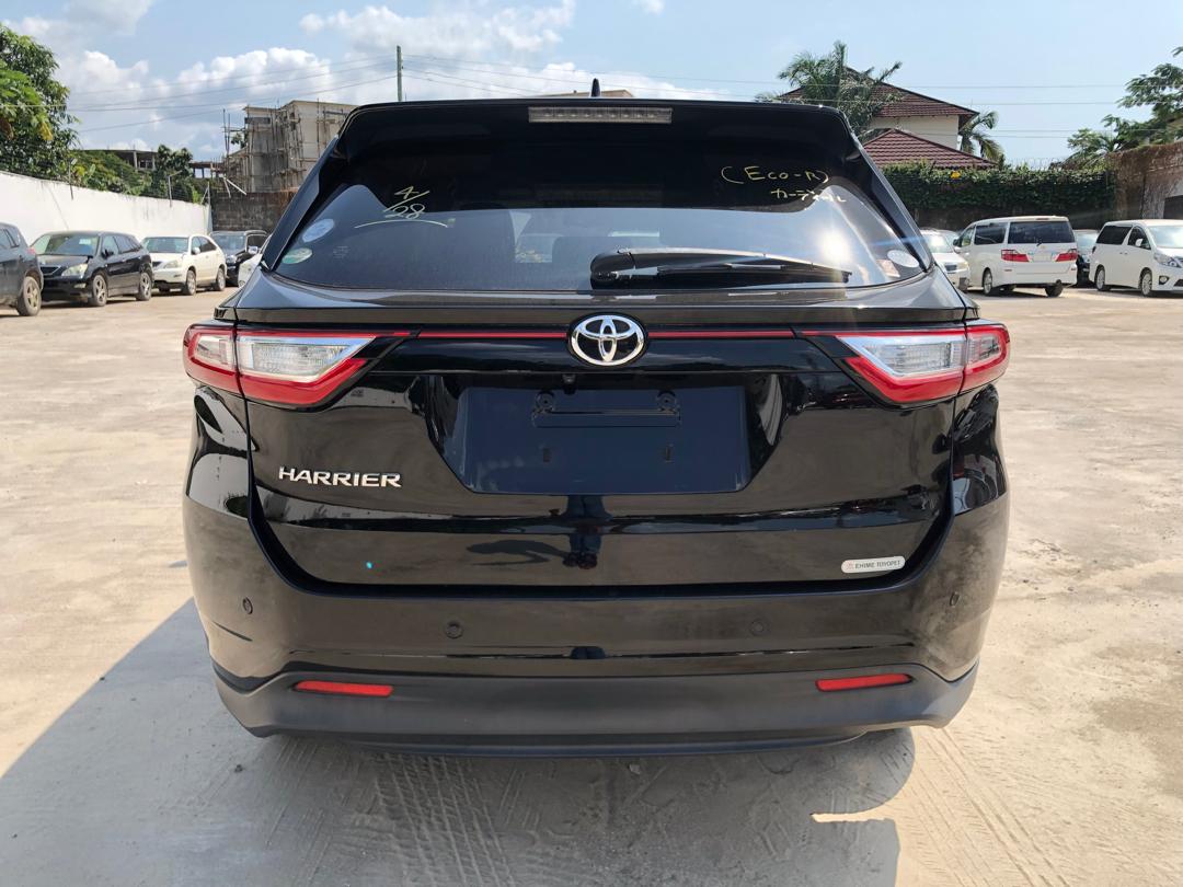 765. Toyota Harrier Premium 2019