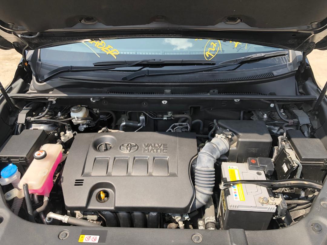765. Toyota Harrier Premium 2019