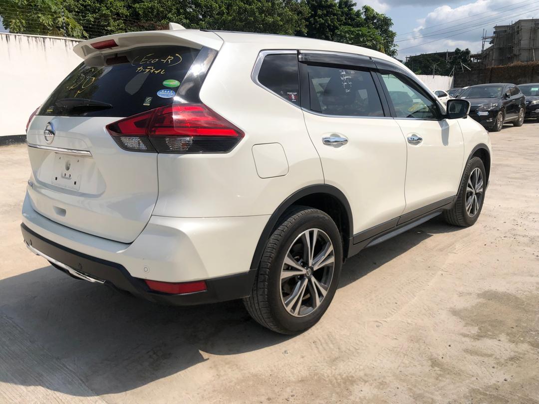767. NISSAN X-Trail 20Xi 2018