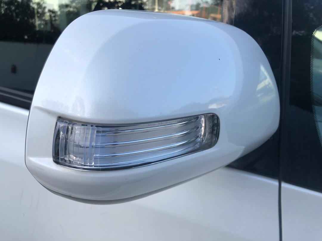 822. Toyota Alphard 240S 2008