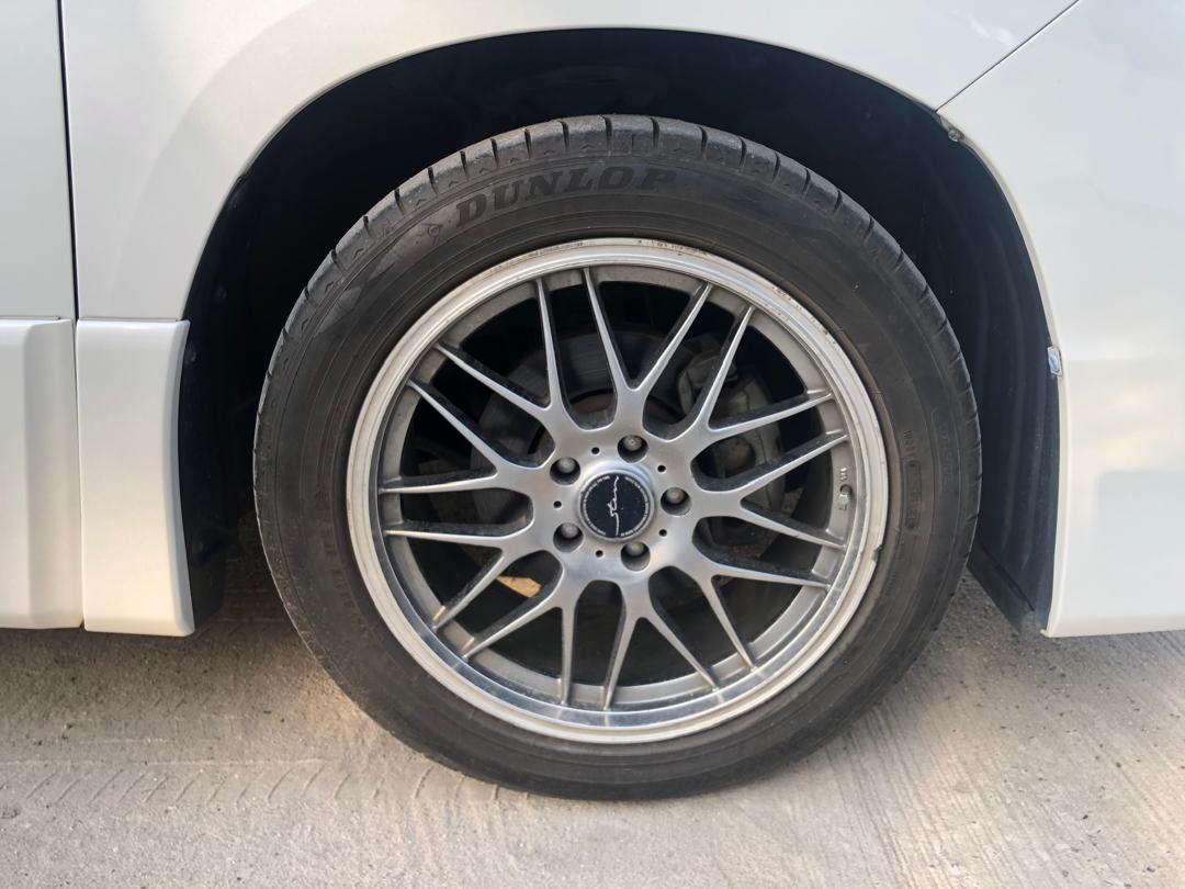 822. Toyota Alphard 240S 2008