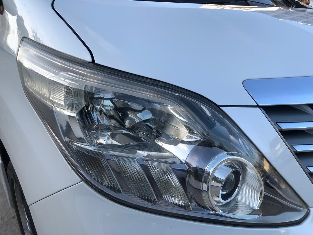 822. Toyota Alphard 240S 2008