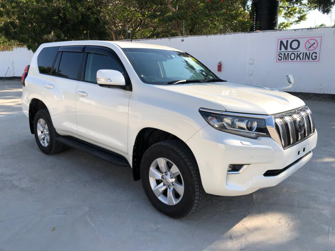 843. TOYOTA LAND CRUSIER PRADO TX 2020