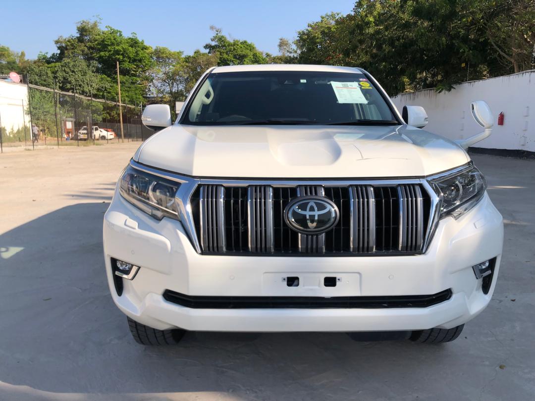 843. TOYOTA LAND CRUSIER PRADO TX 2020