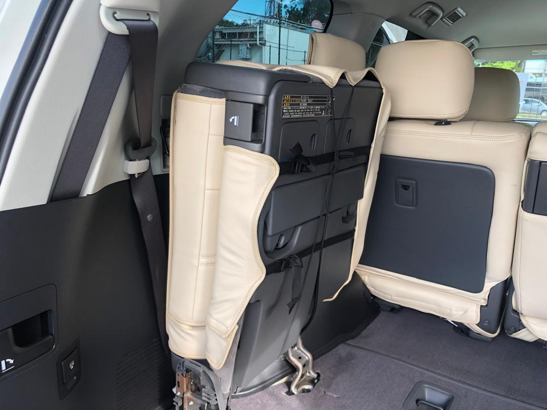 841 TOYOTA LAND CRUISER AX 2008