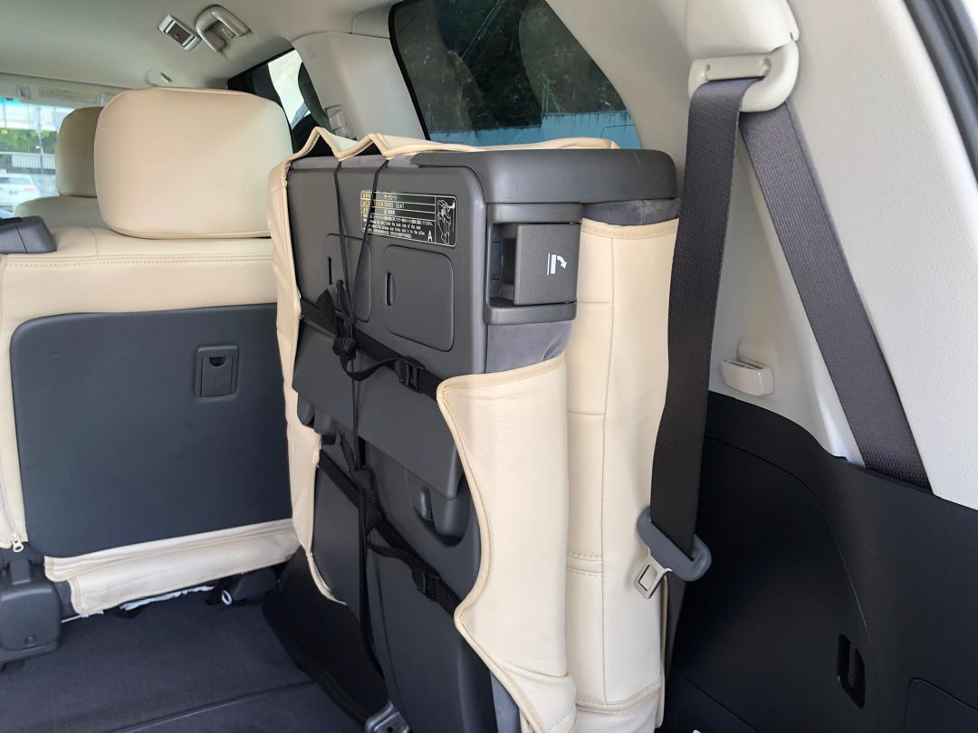 841 TOYOTA LAND CRUISER AX 2008