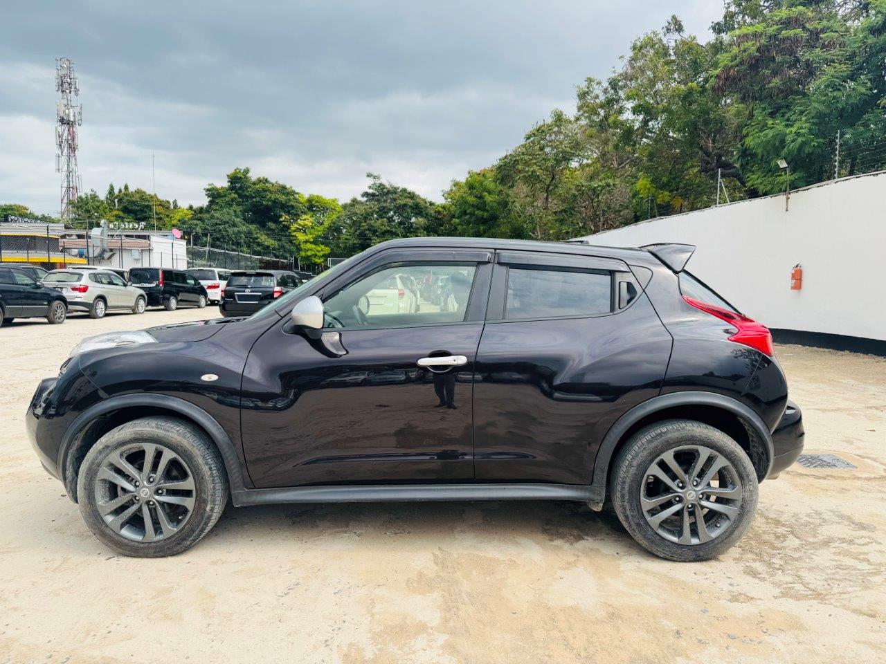 594 Nissan Juke 15RX Personalize package 2013