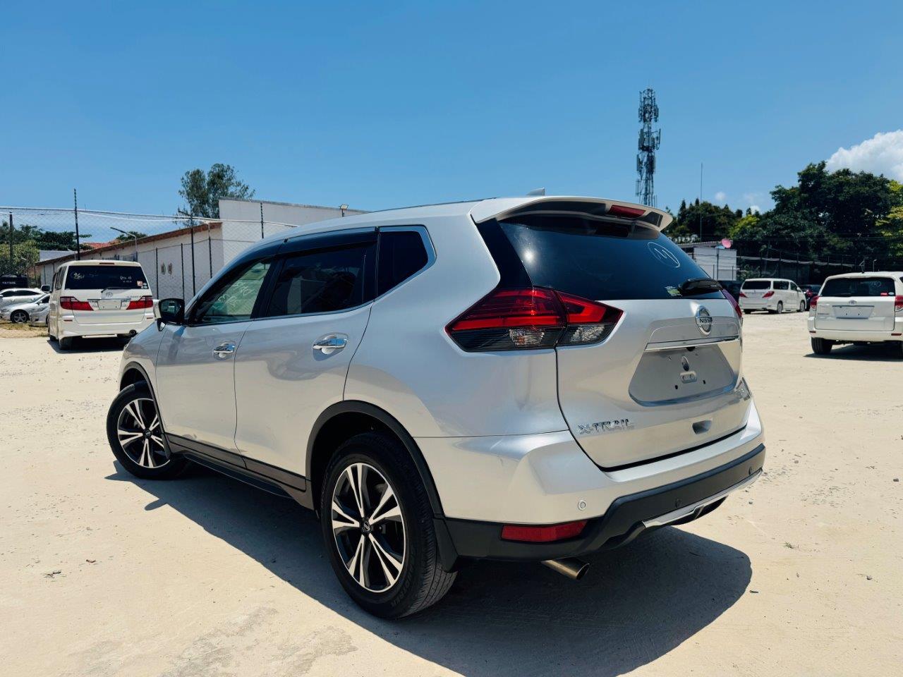 609. Nissan X-Trail 20X 2017