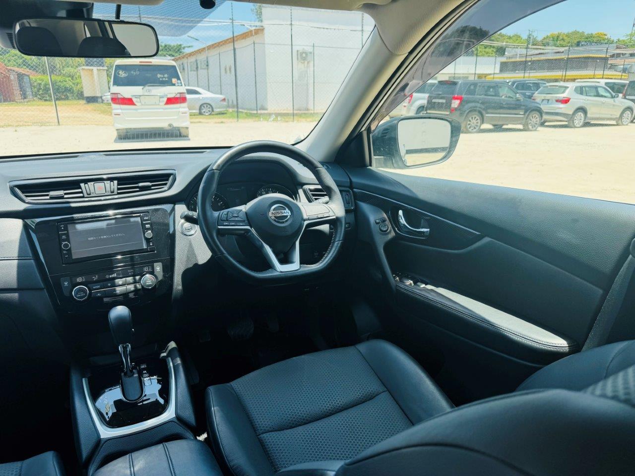 609. Nissan X-Trail 20X 2017