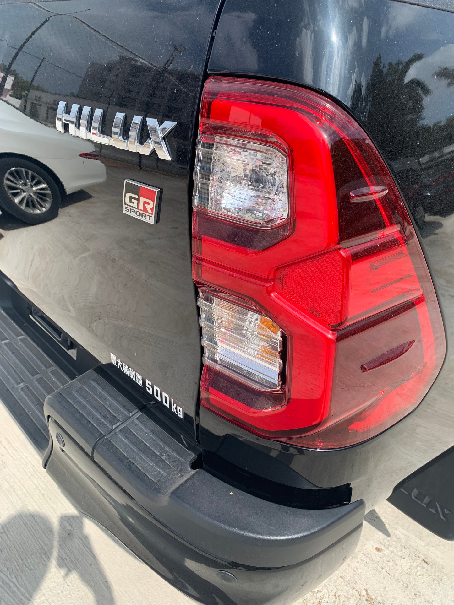 674. Toyota Hilux Z GR Sports 2022