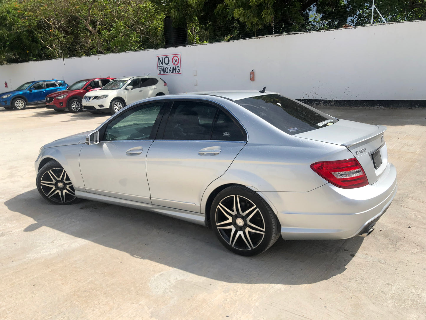 387. Mercedes Benz C-Class C180 AVG AMG sport package+ 2013