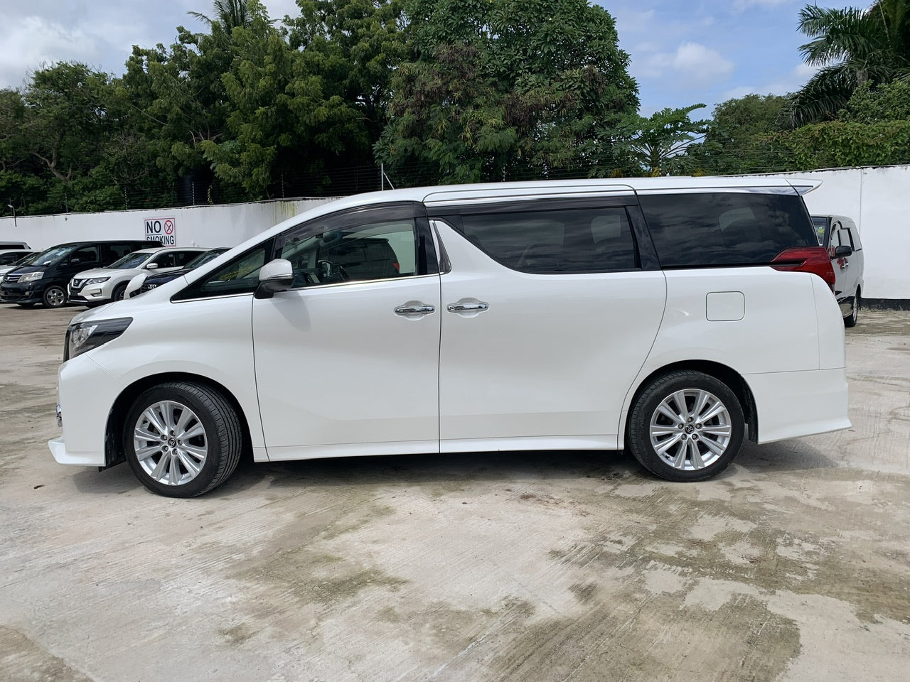 730 Toyota Alphard 2.5S 2017