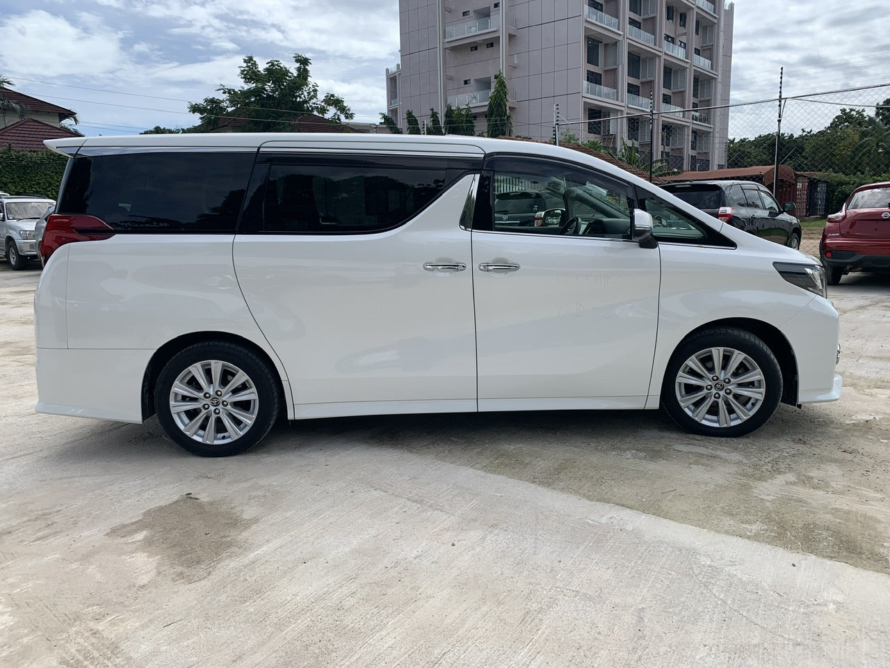 730 Toyota Alphard 2.5S 2017