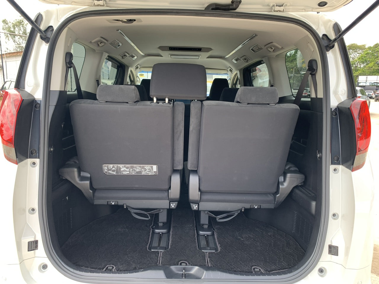 730 Toyota Alphard 2.5S 2017