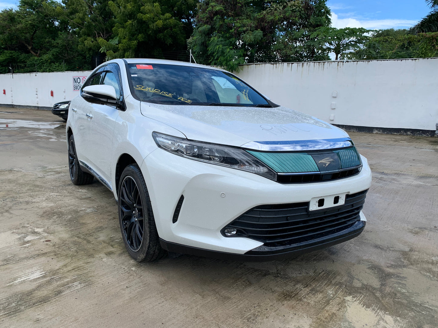 721. Toyota Harrier Elegance 2018