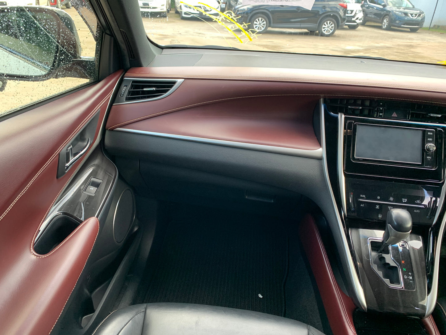 721. Toyota Harrier Elegance 2018