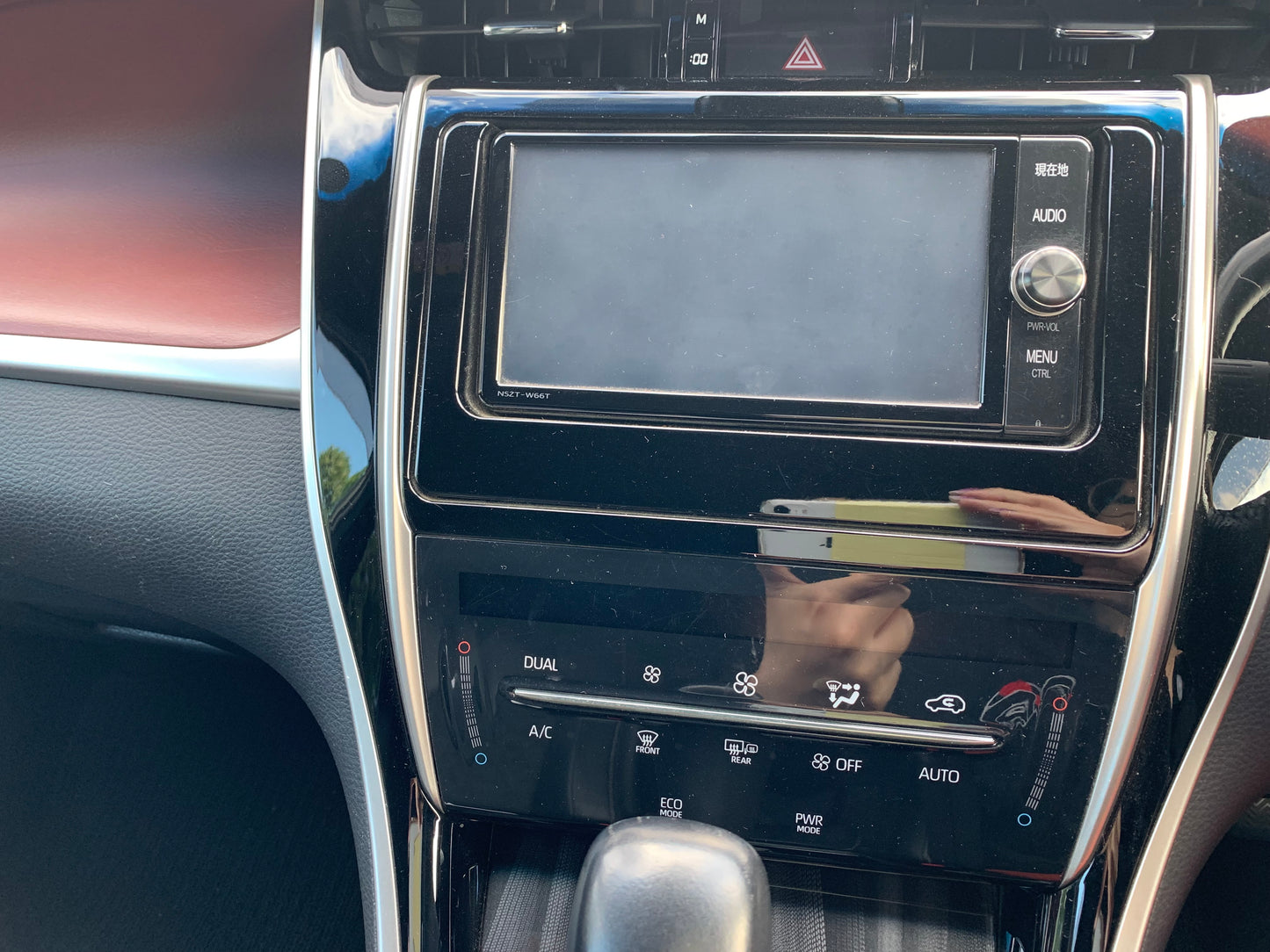 721. Toyota Harrier Elegance 2018
