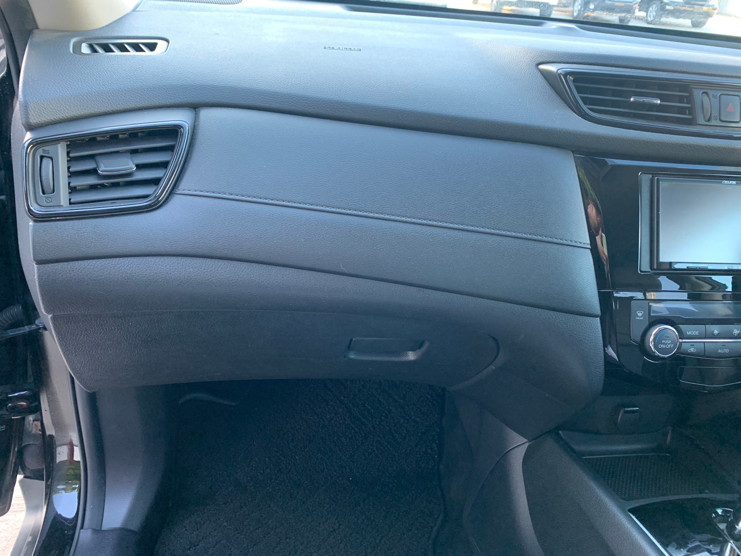 742. Nissan X-Trail 20X 2018