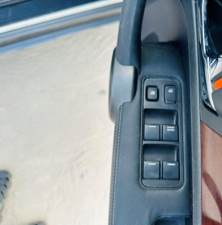 400. Honda CR-V ZL 2010