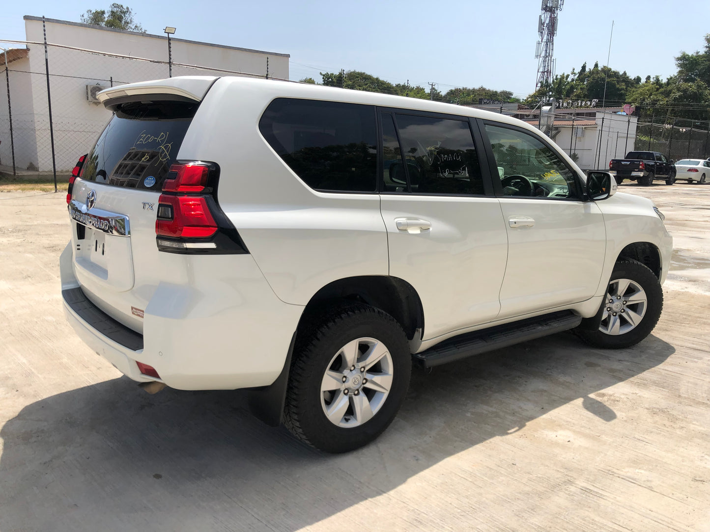 623. Toyota Land Cruiser Prado TX L Package 2019