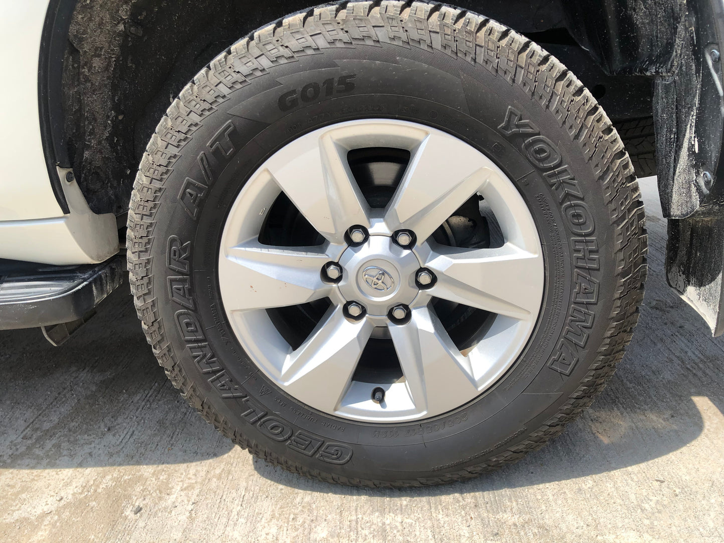 623. Toyota Land Cruiser Prado TX L Package 2019