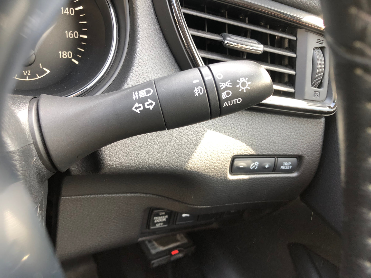 636. Nissan X-Trail 20XI Propilot 2018