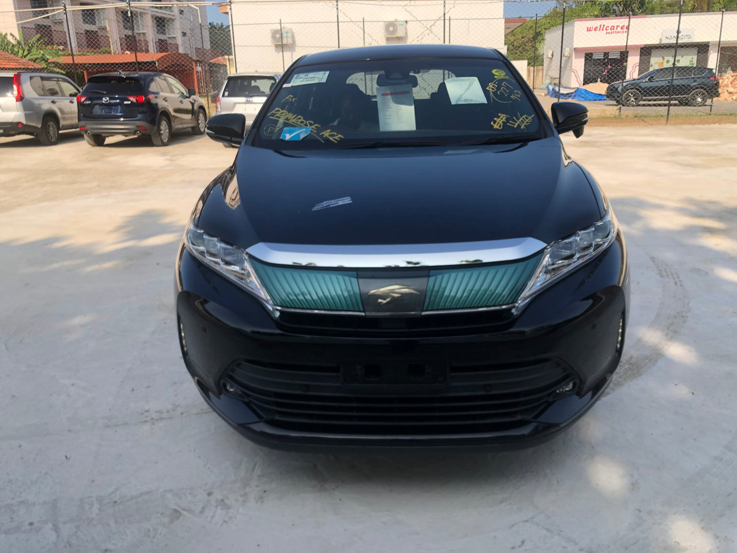630 Toyota Harrier Premium 2017