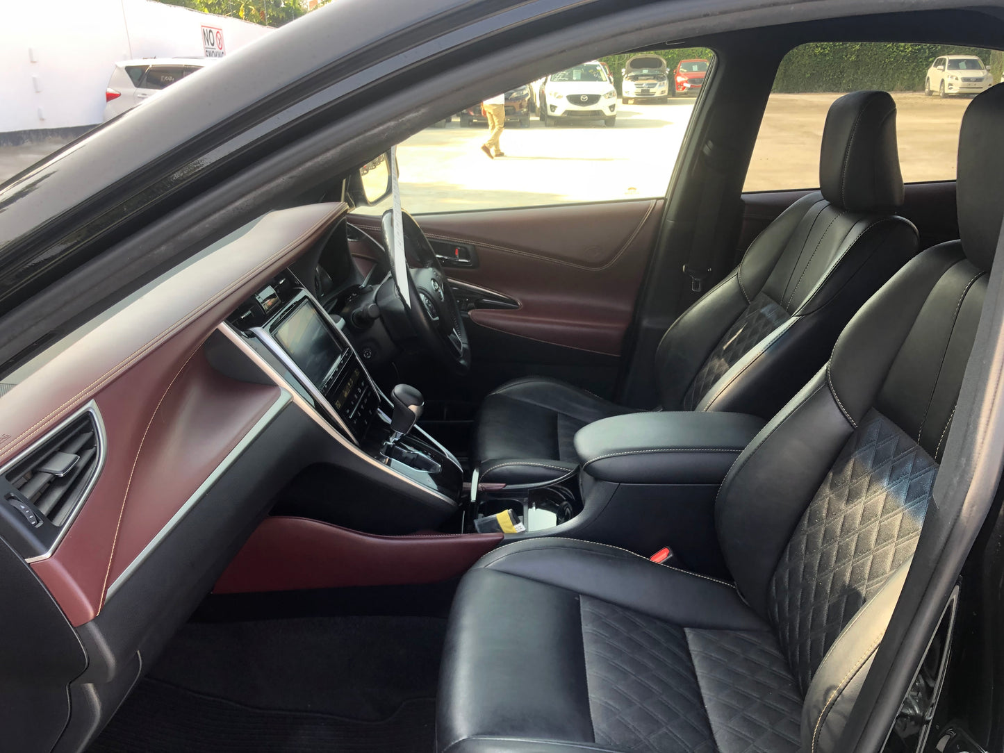 630 Toyota Harrier Premium 2017