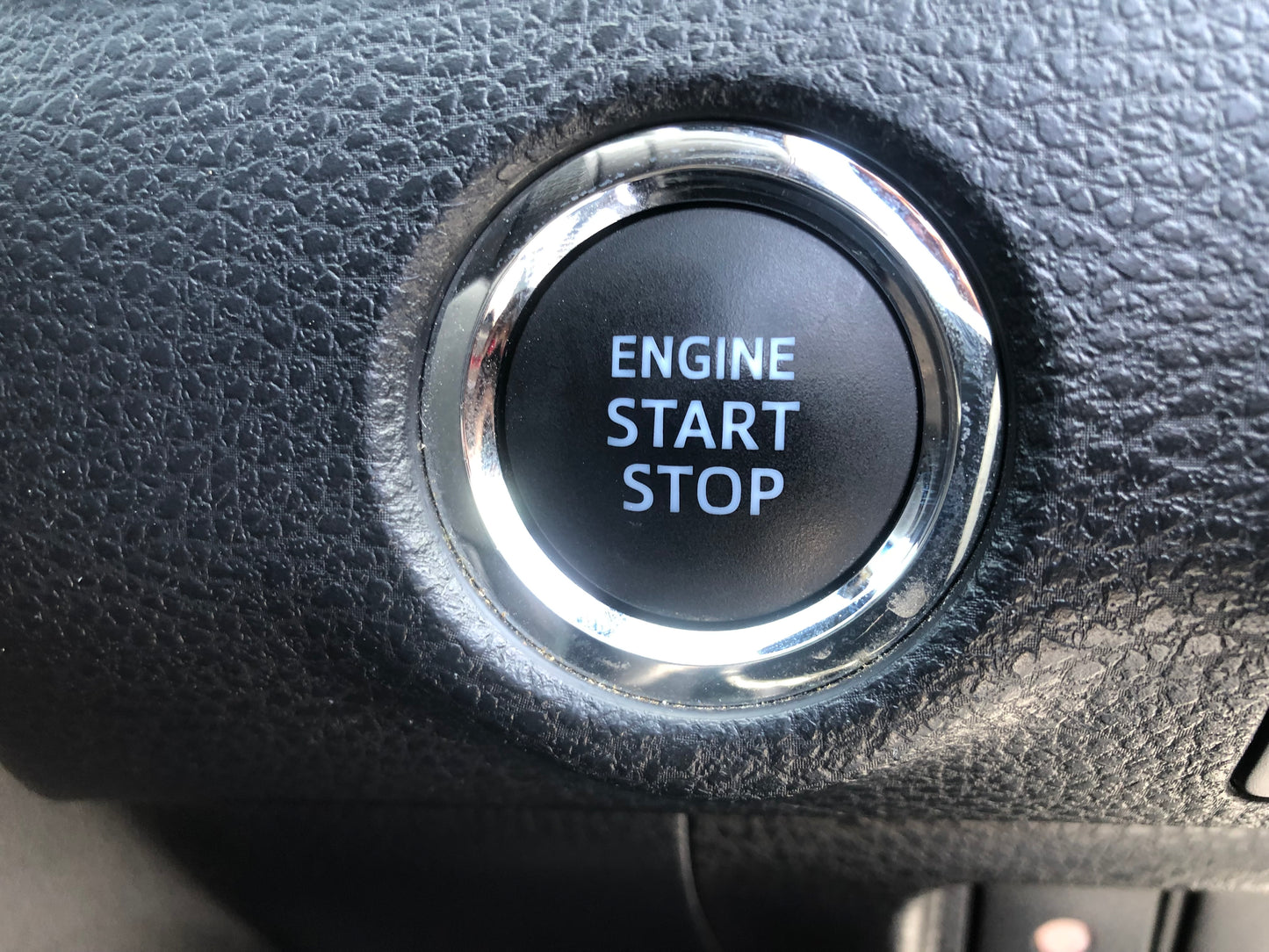 630 Toyota Harrier Premium 2017