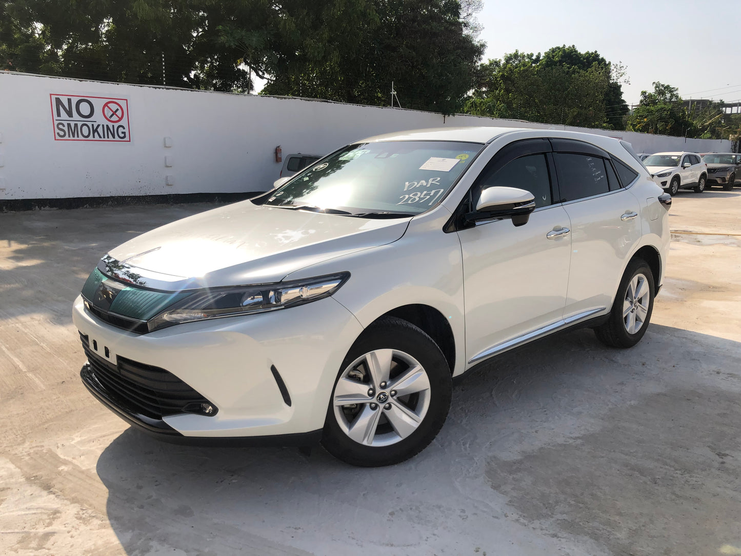 689 Toyota Harrier ELEGANCE 2017