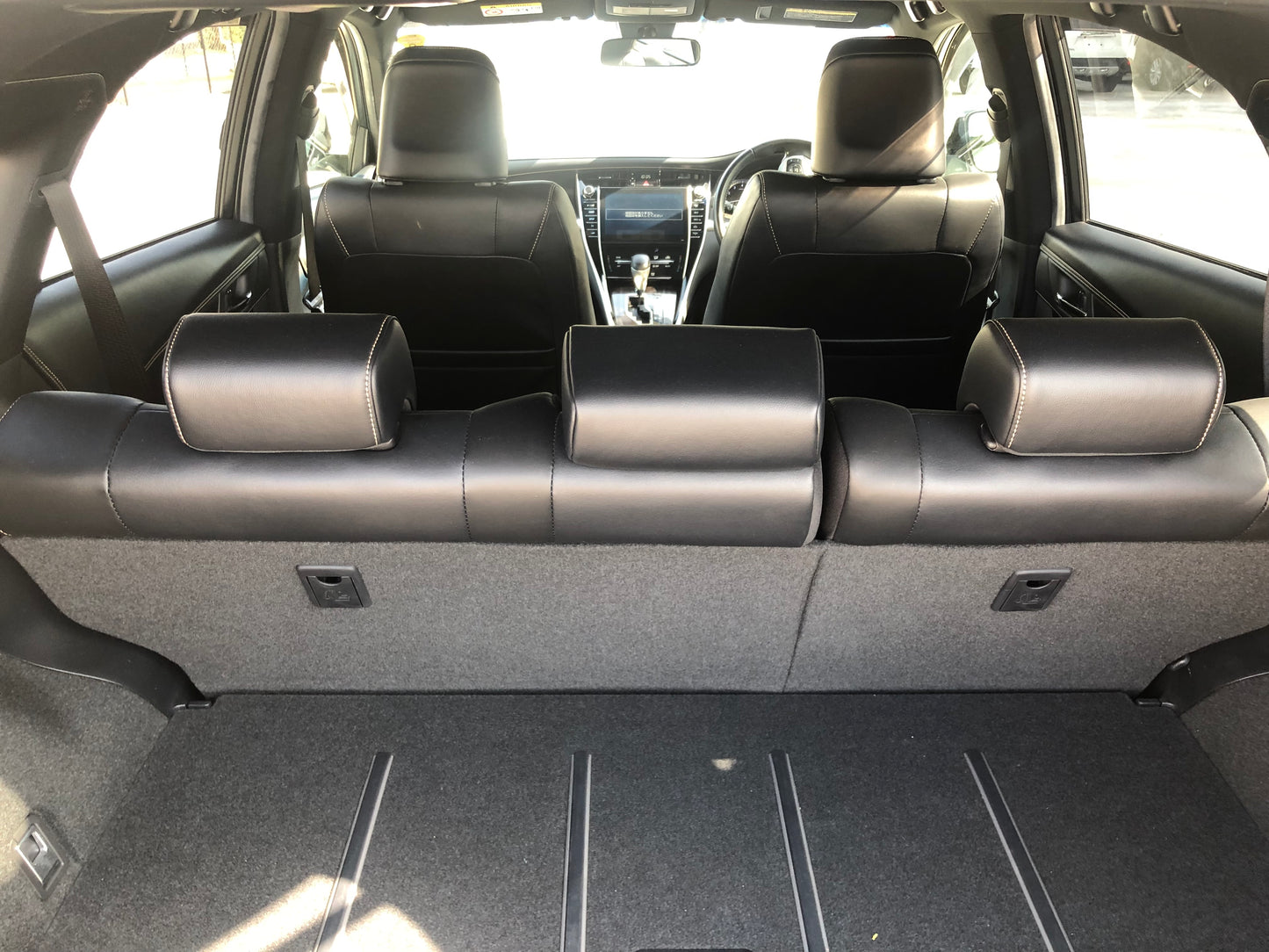 689 Toyota Harrier ELEGANCE 2017