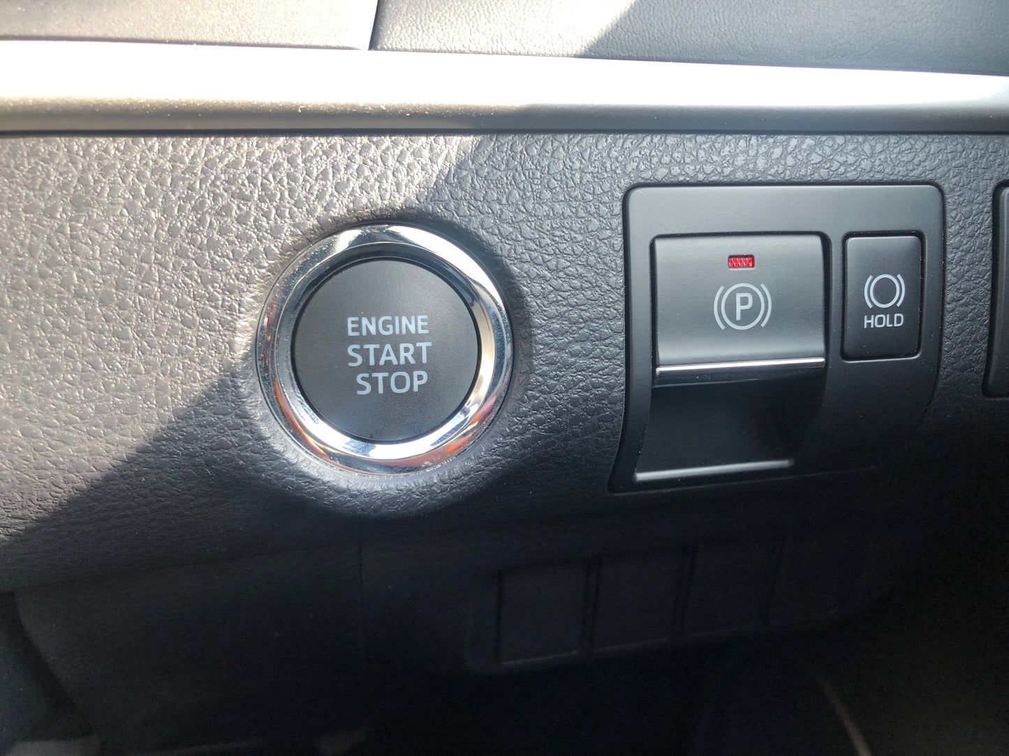 689 Toyota Harrier ELEGANCE 2017