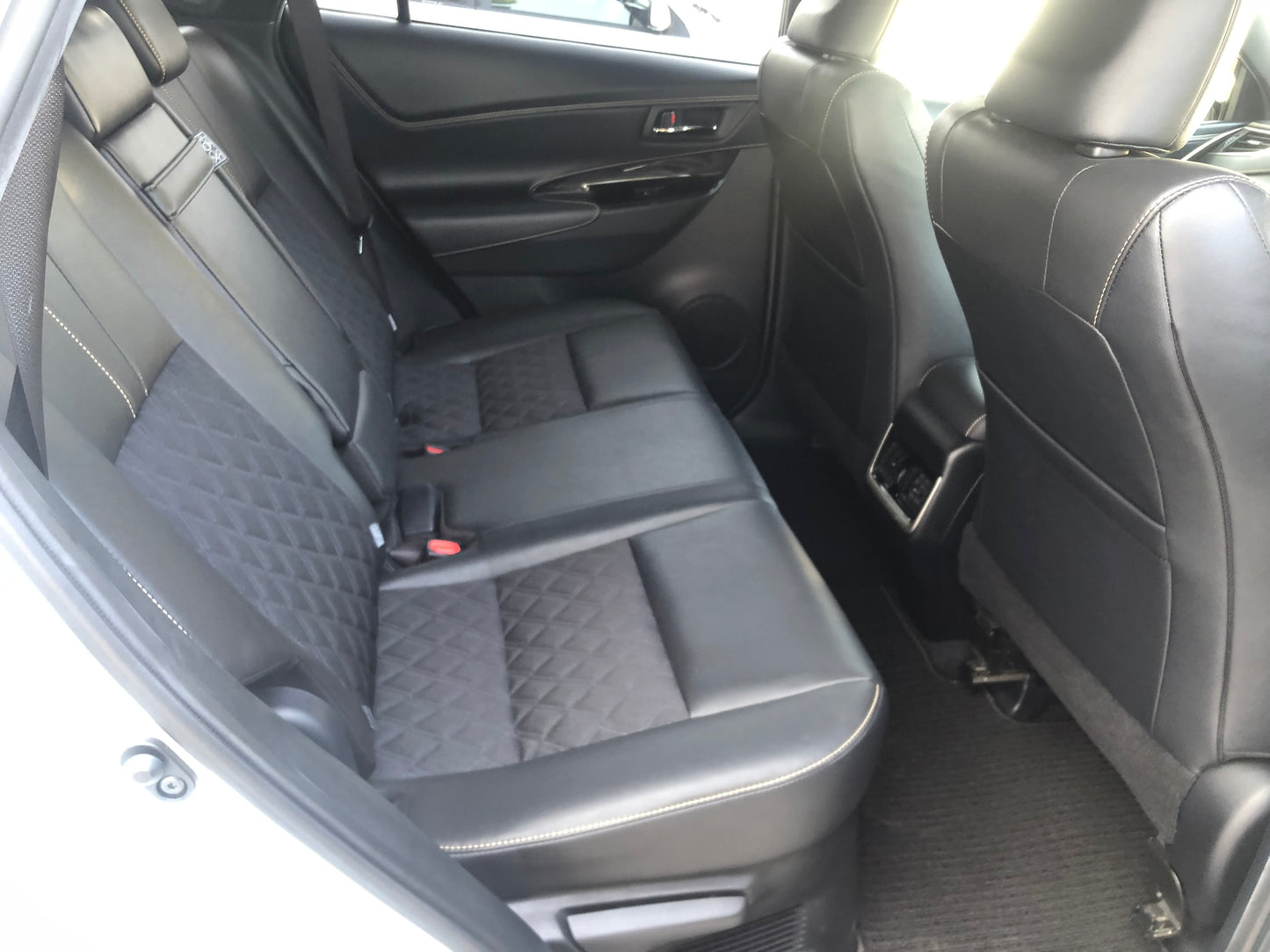689 Toyota Harrier ELEGANCE 2017