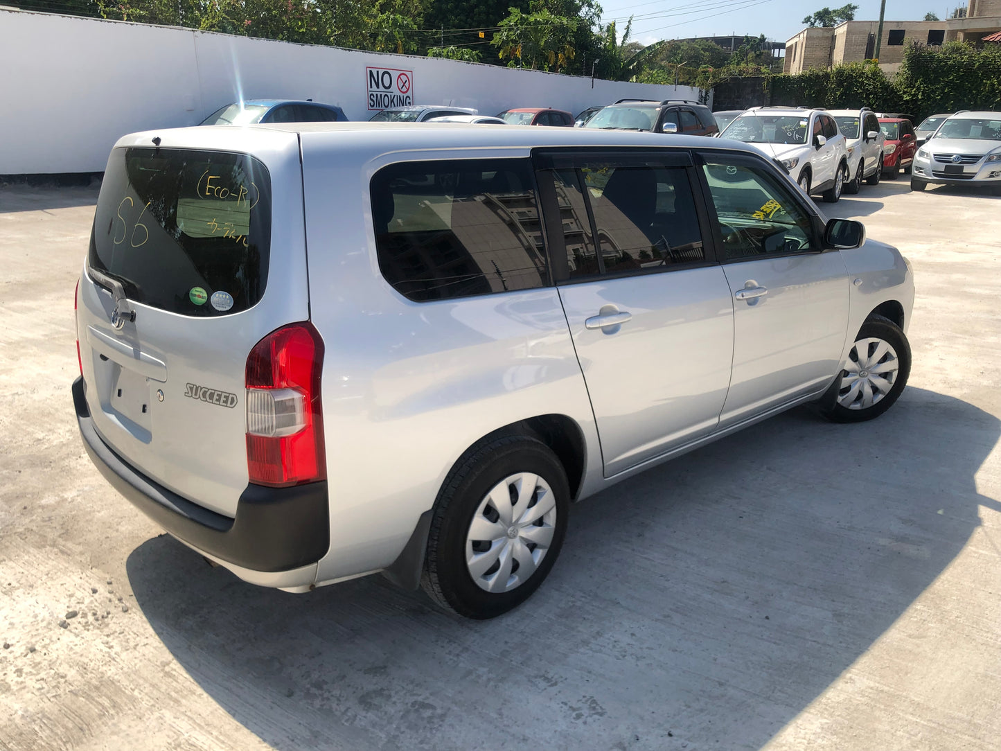 677. Toyota Succeed TX 2014