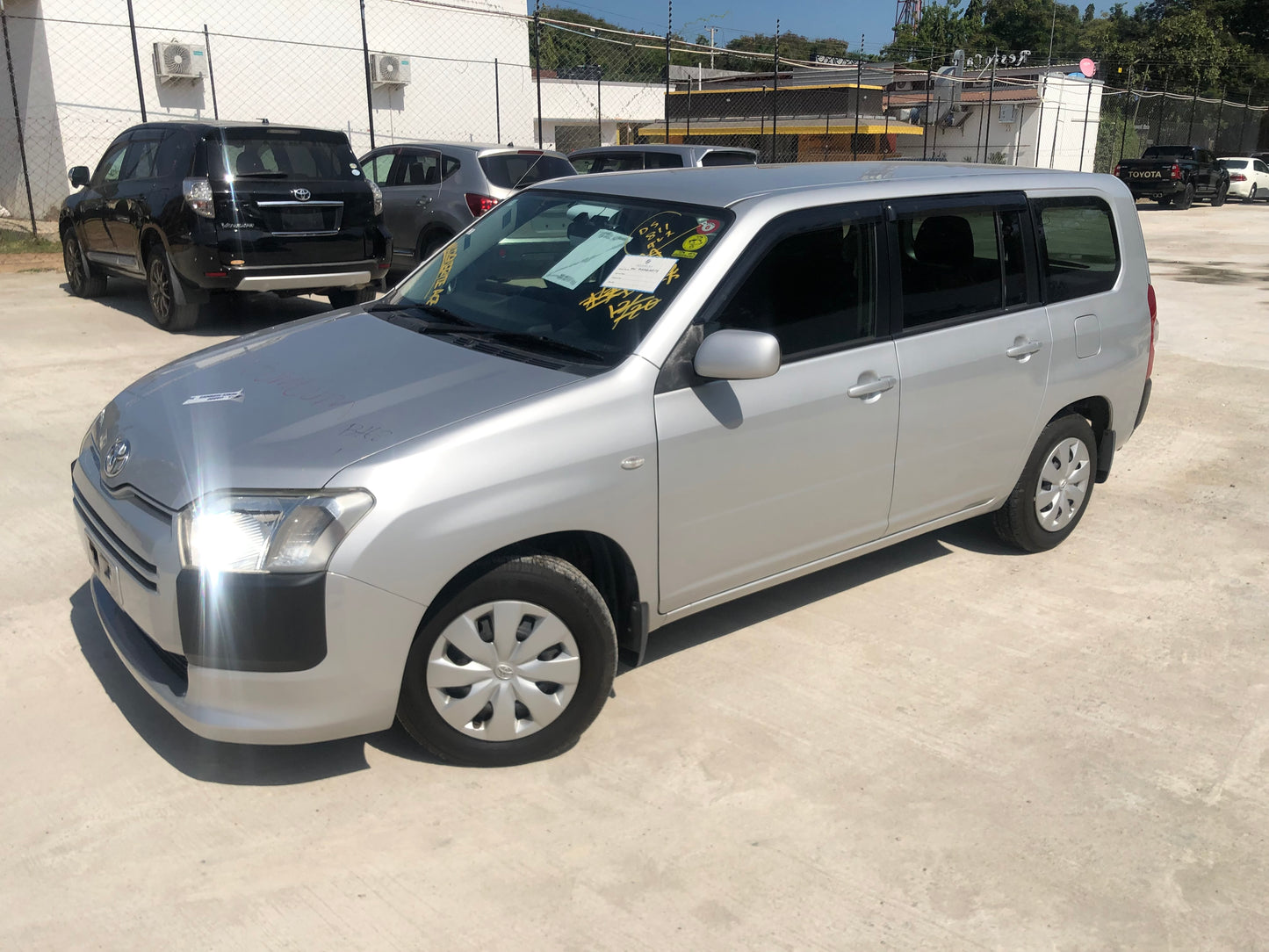677. Toyota Succeed TX 2014