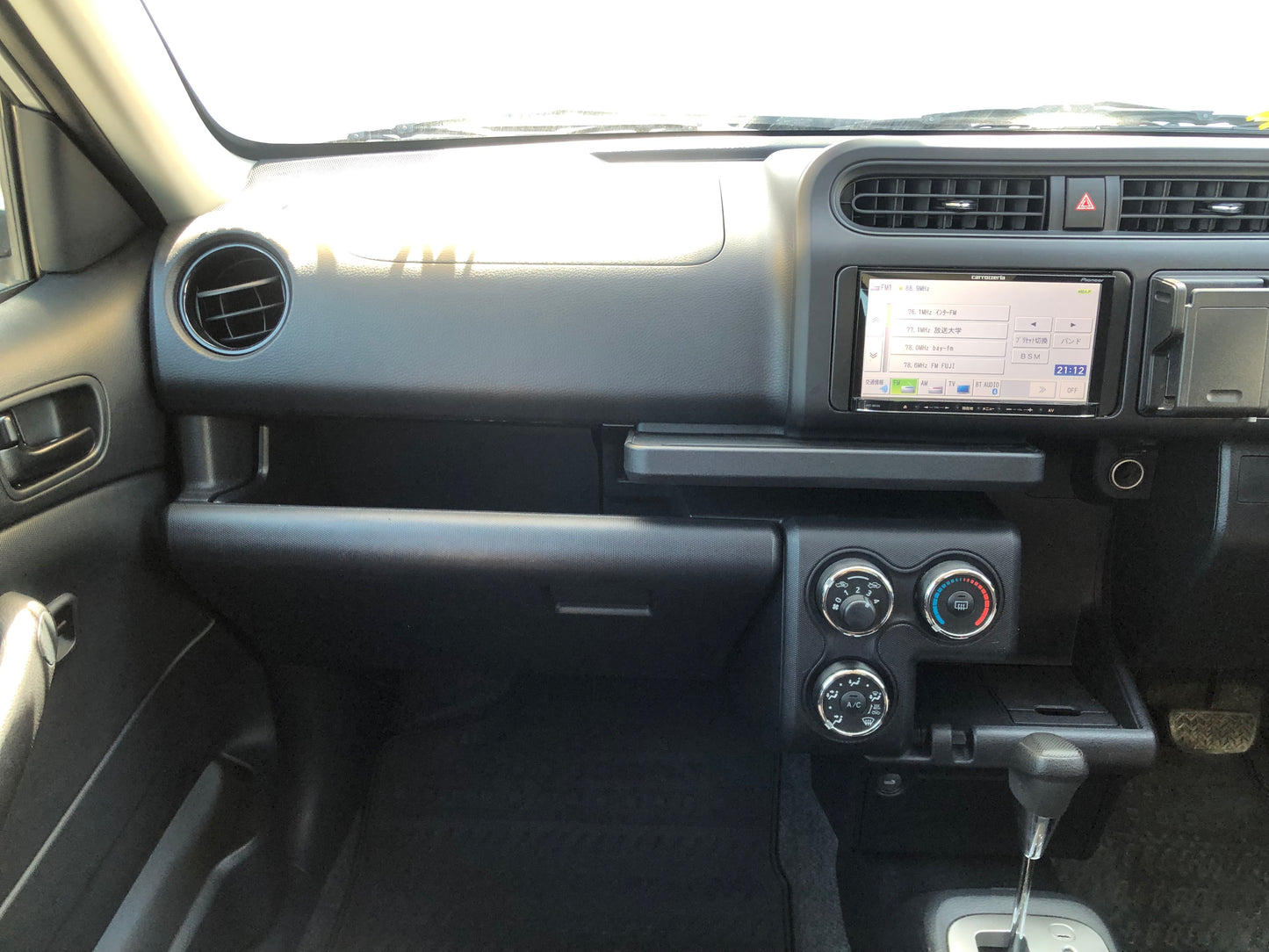 677. Toyota Succeed TX 2014