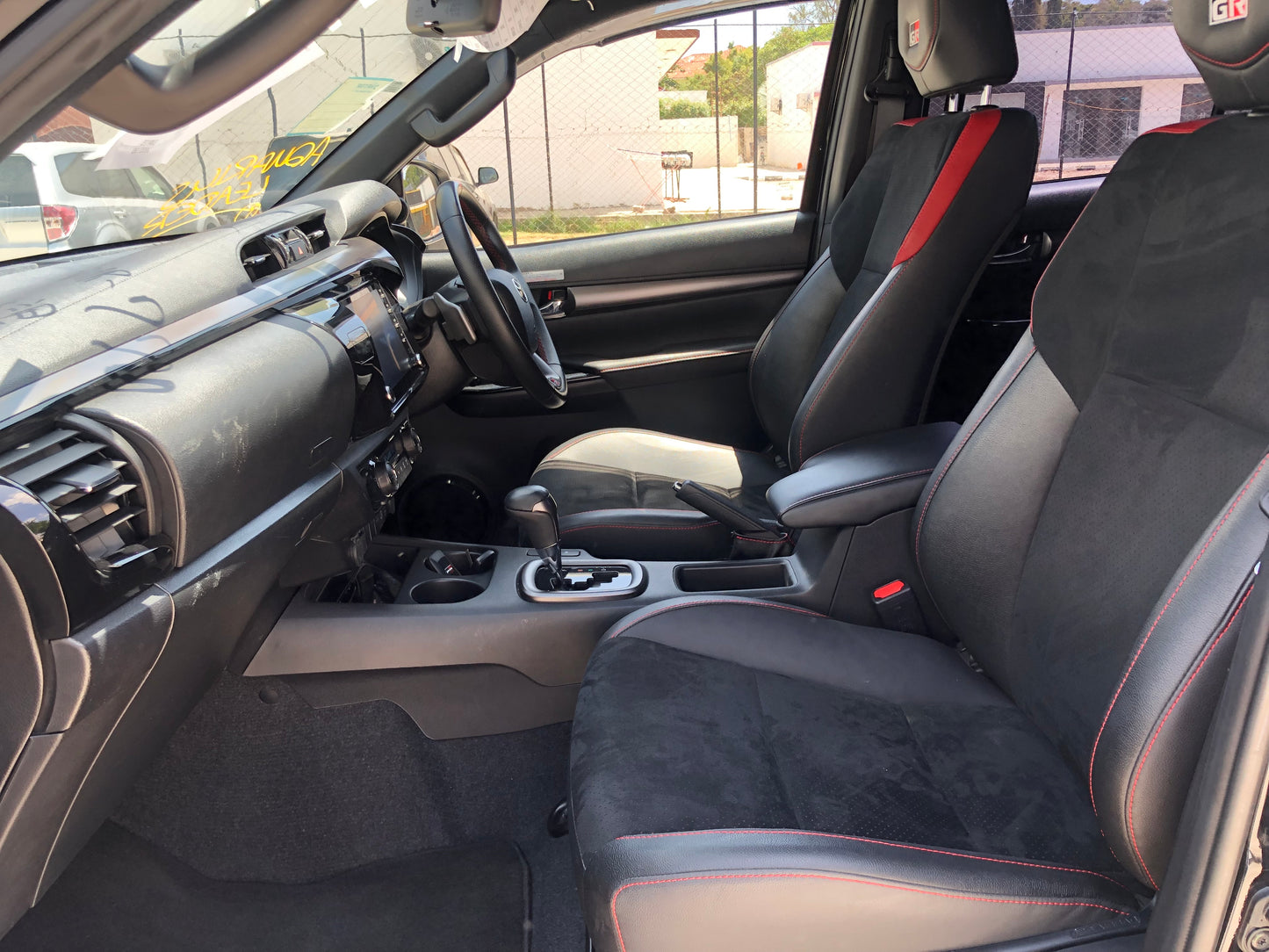 675. Toyota Hilux Z GR Sports 2022