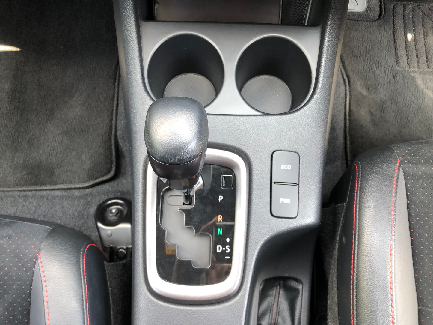 675. Toyota Hilux Z GR Sports 2022