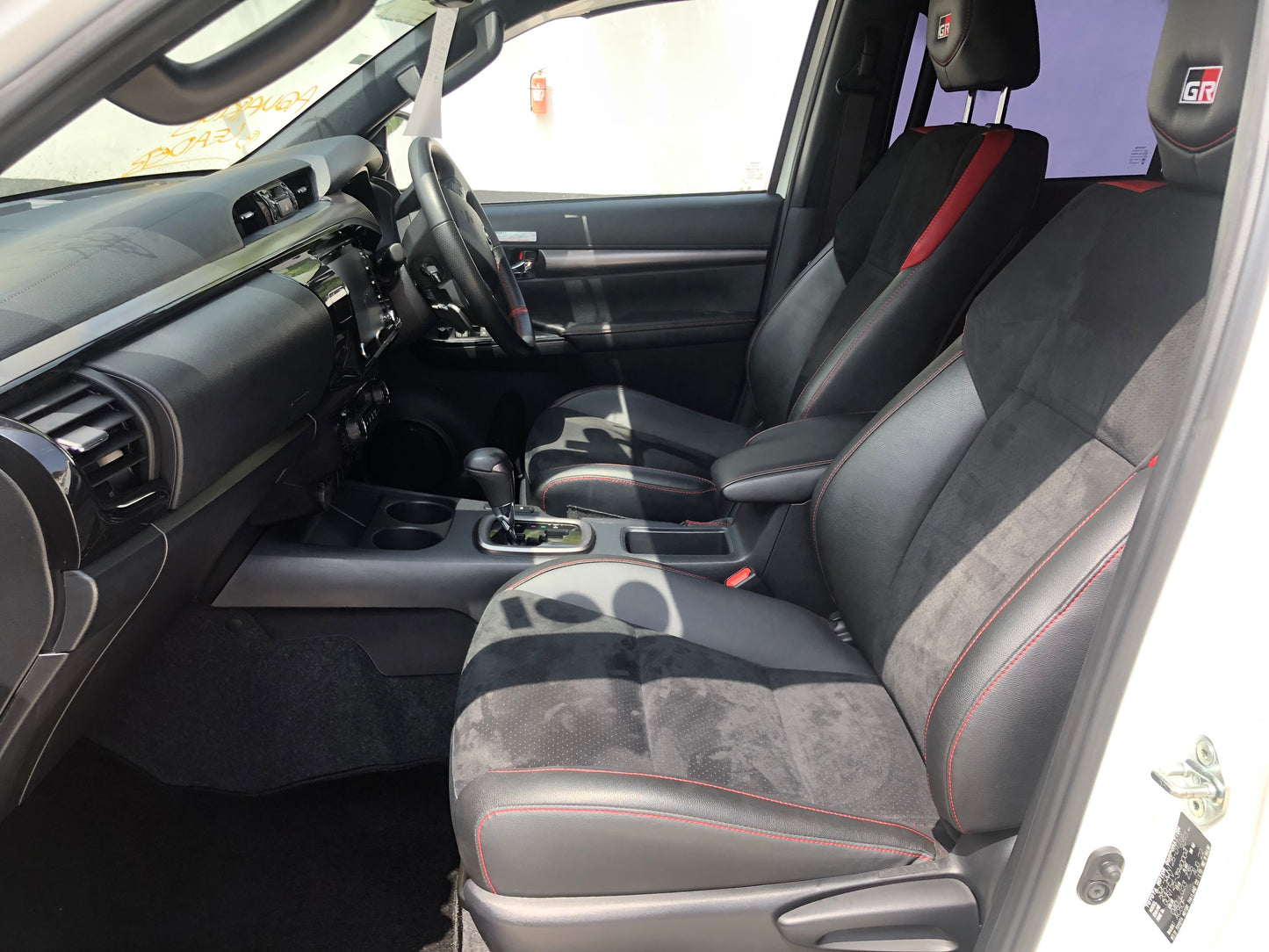 673. Toyota Hilux Z GR Sports 2022