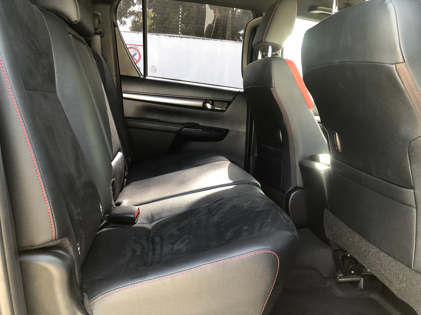 674. Toyota Hilux Z GR Sports 2022